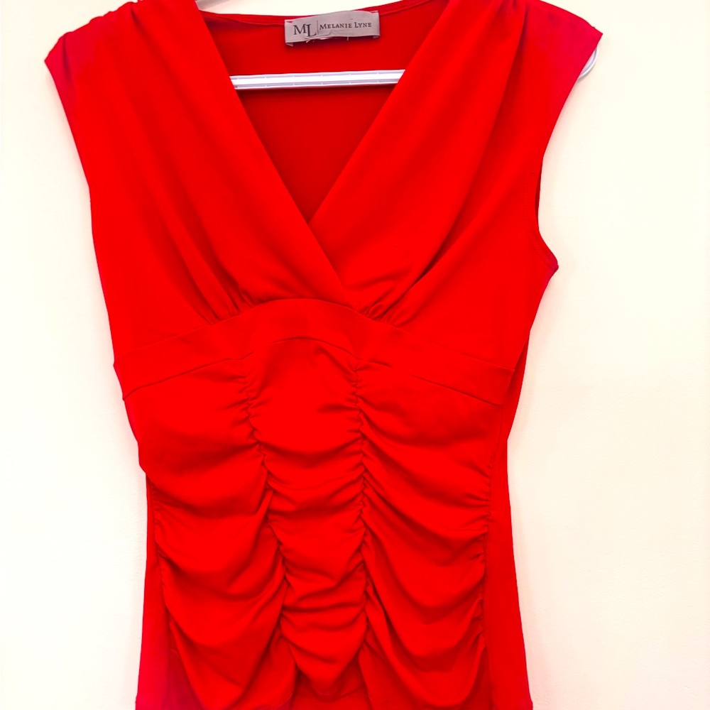 Melanie Lyne Red Sleeveless Top, size 4